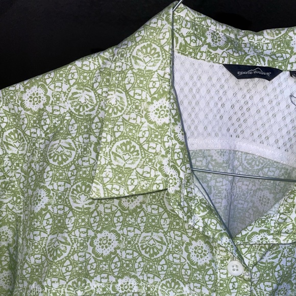 Eddie Bauer light green long sleeve. Pre-owned Button up. Good condition - Picture 2 of 2